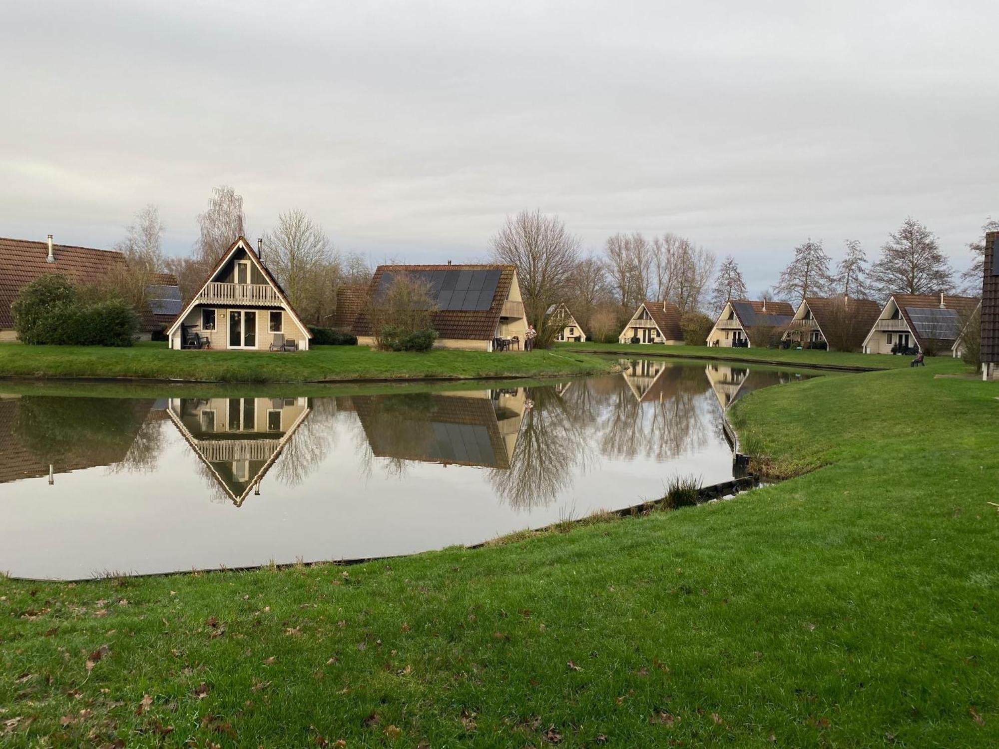 Bungalows In Het Holt Gramsbergen Phòng bức ảnh